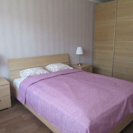 Family Apartment Riga Exterior photo