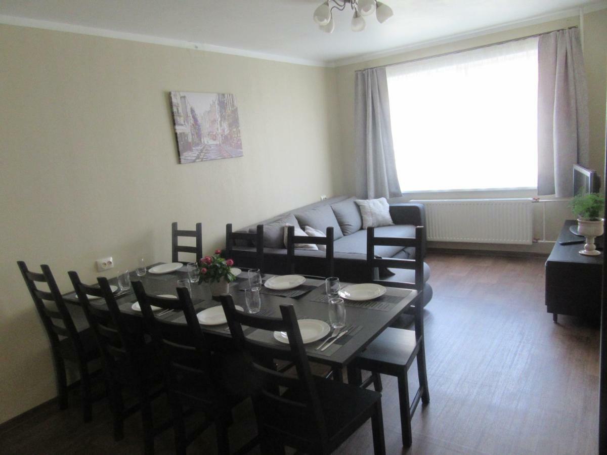 Family Apartment Riga Exterior photo